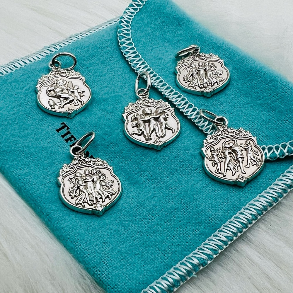 Tiffany Olympian Friendship Charm/ Pendant - Picture 3 of 7